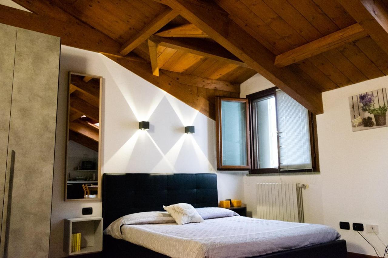 Monolocale Vicino Milano Cir 00014 Apartment Lodi Luaran gambar